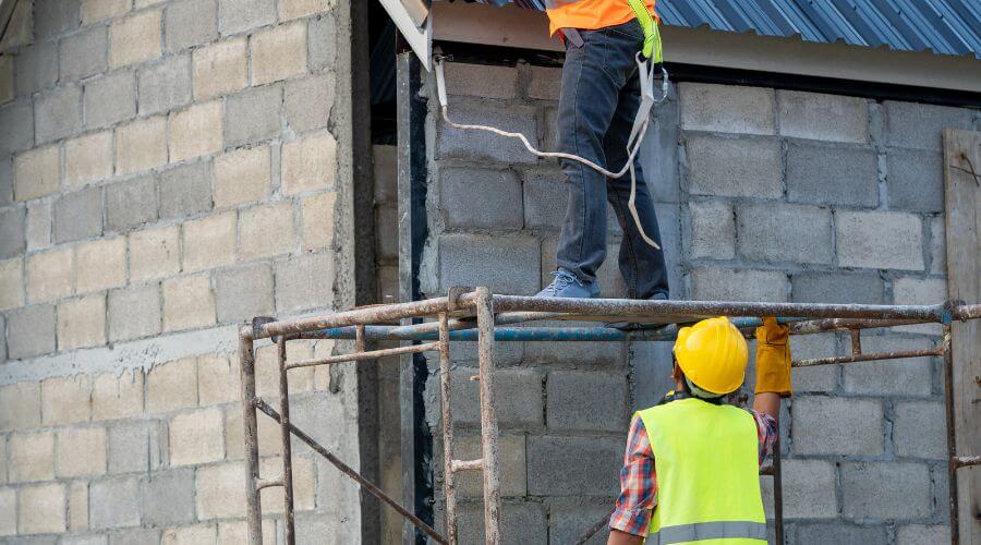 Professional residential roofers in Carbon, TX